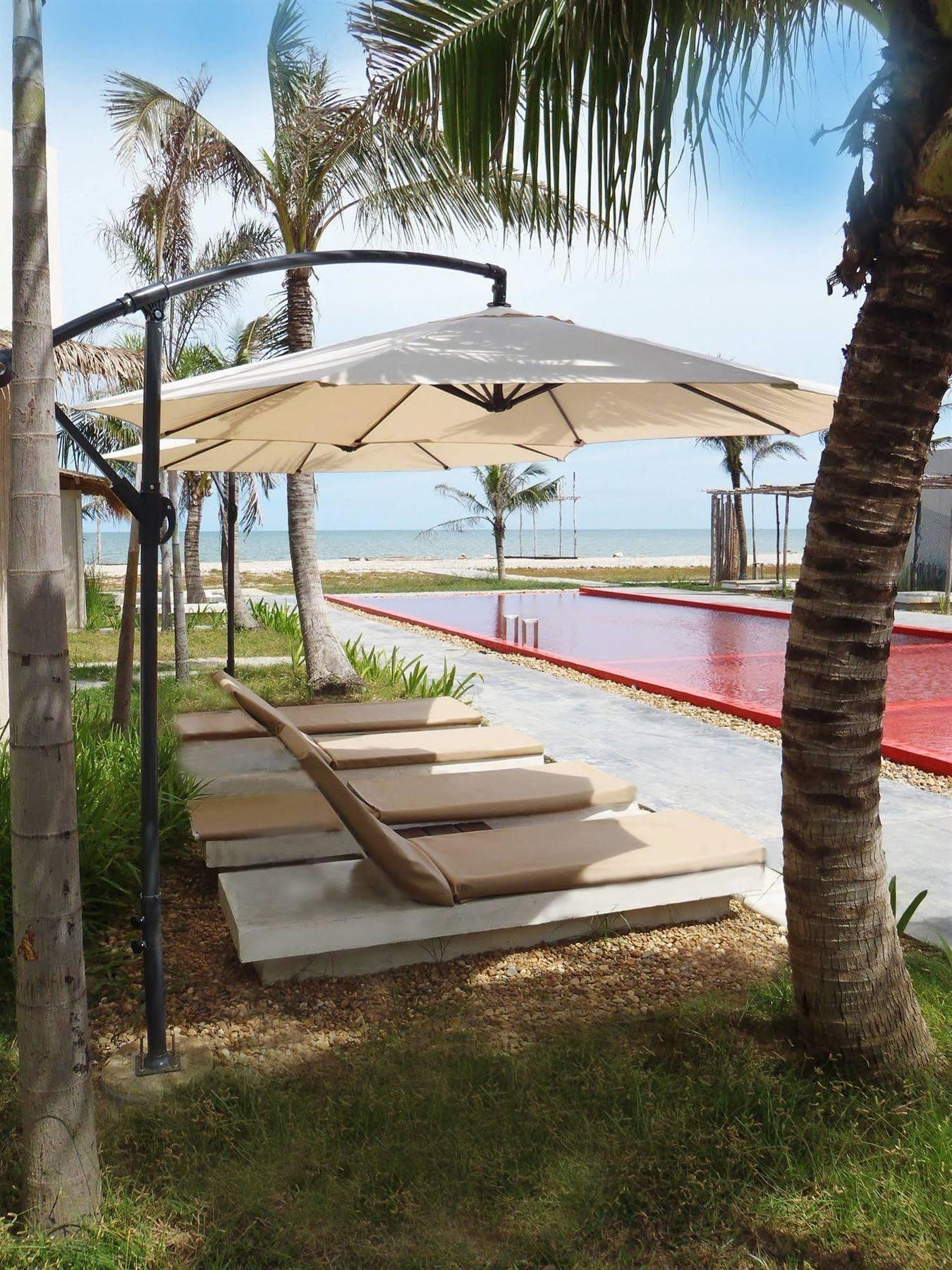 Red Z The Ocean Hotel Puk Tian Exterior photo