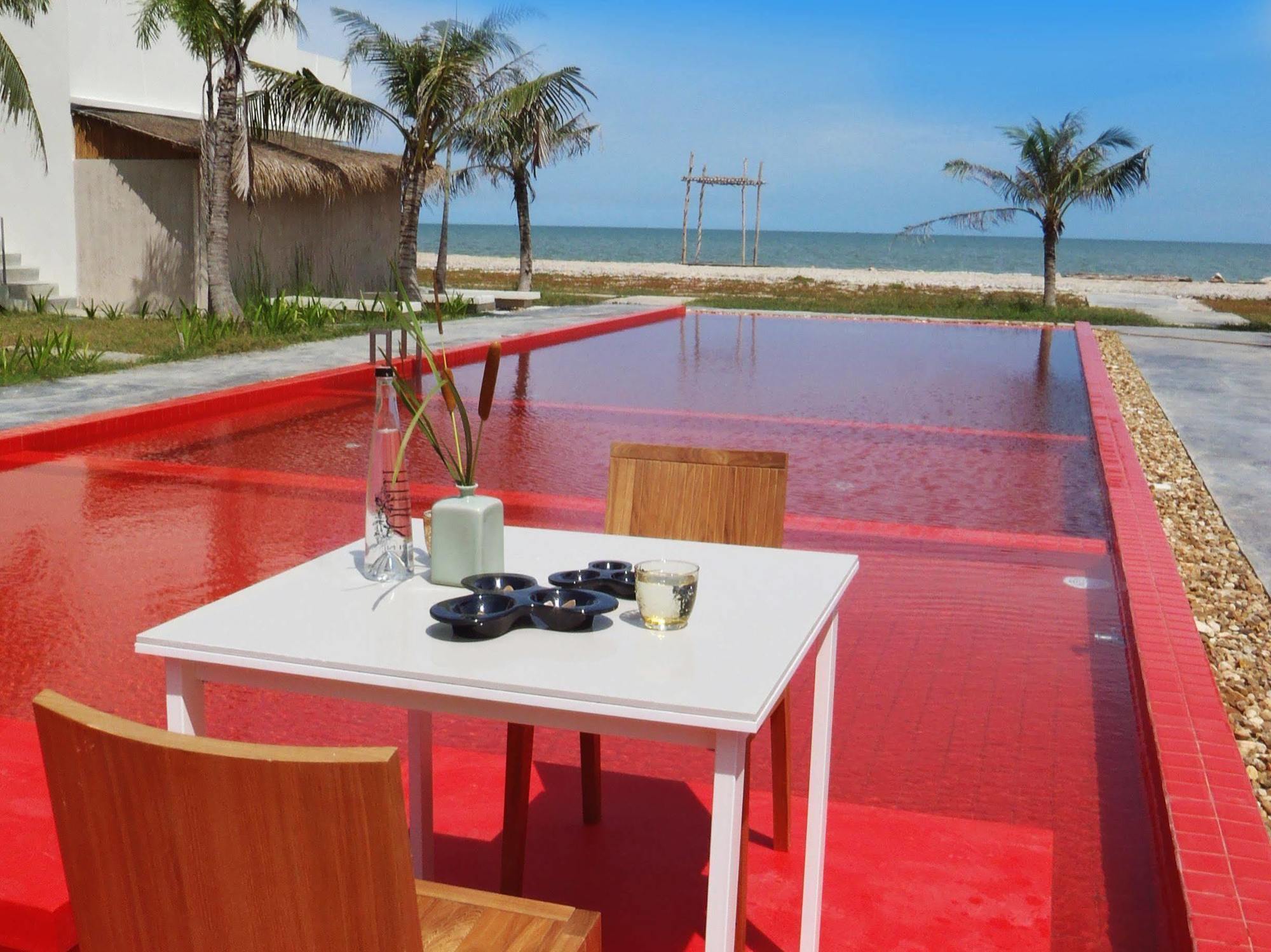 Red Z The Ocean Hotel Puk Tian Exterior photo